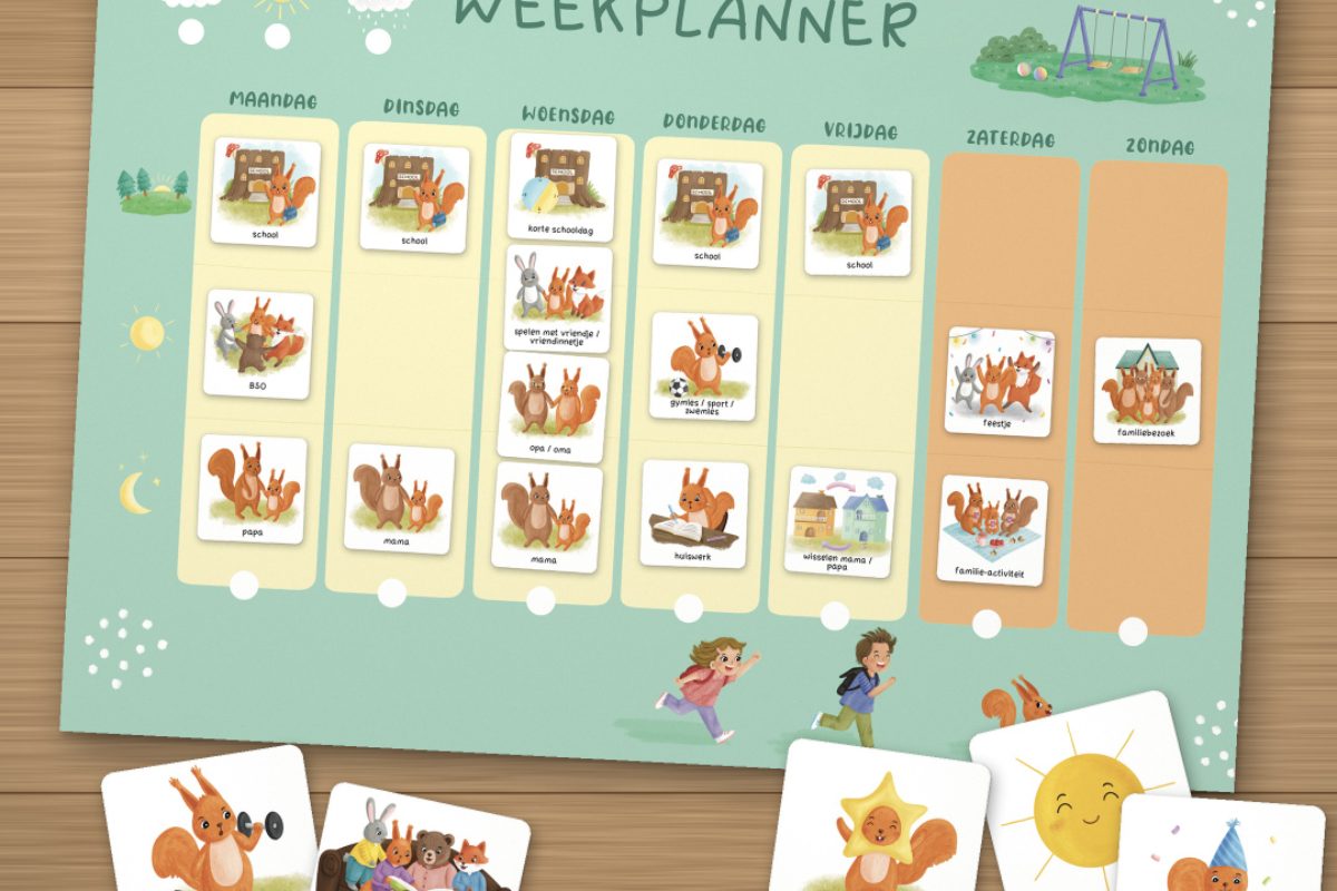 Weekplanner voor kinderen op tafel met losse pictogramkaartjes
